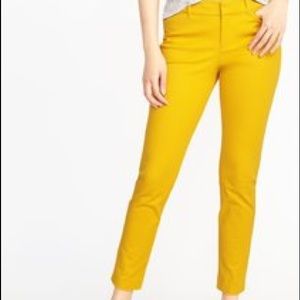 Yellow Old Navy Pixie Pants